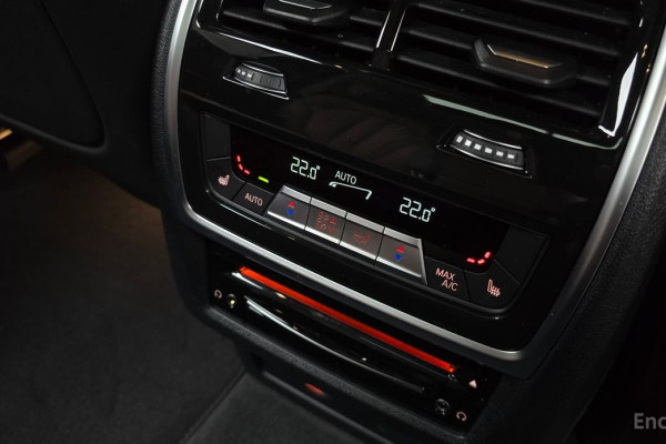 2022 BMW X7 с пробегом 15 872 км