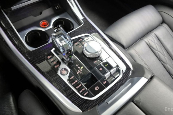 2022 BMW X7 с пробегом 89 980 км