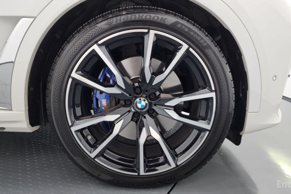 2022 BMW X7 с пробегом 75 645 км