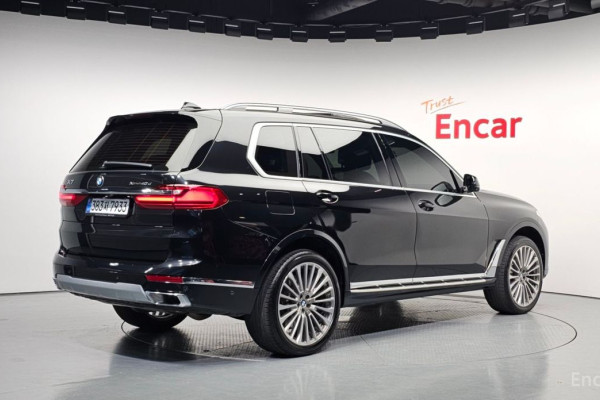 2022 BMW X7 с пробегом 50 908 км