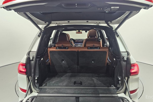 2022 BMW X7 с пробегом 46 183 км