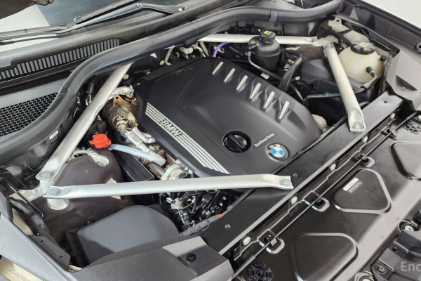 2022 BMW X7 с пробегом 37 332 км