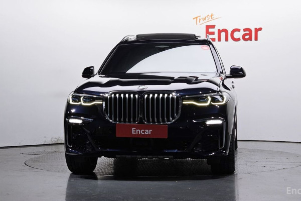 2022 BMW X7 с пробегом 109 377 км
