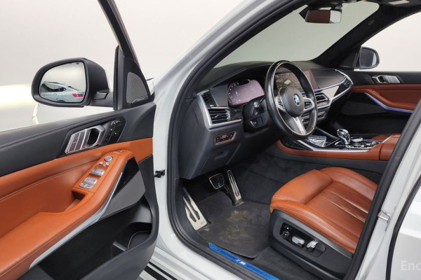 2022 BMW X7 с пробегом 75 645 км