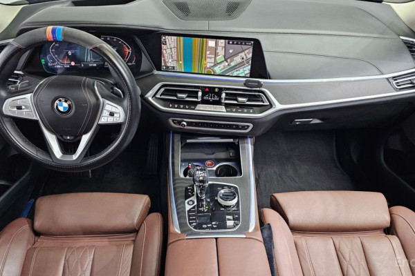 2022 BMW X7 с пробегом 50 908 км
