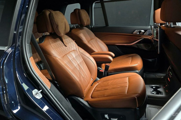 2022 BMW X7 с пробегом 42 544 км