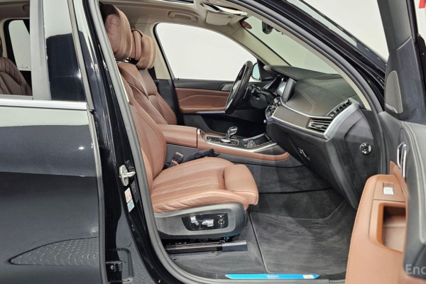 2022 BMW X7 с пробегом 50 908 км