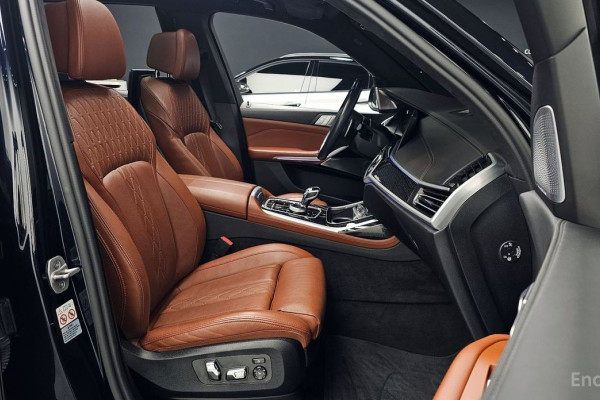 2022 BMW X7 с пробегом 109 377 км