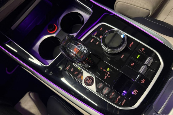 2022 BMW X7 с пробегом 23 616 км