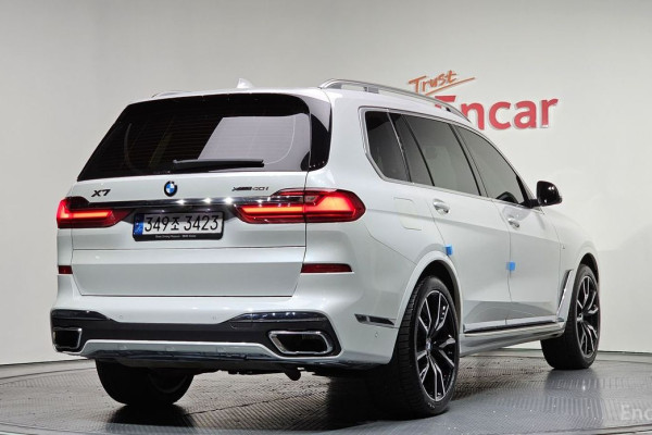 2022 BMW X7 с пробегом 63 032 км