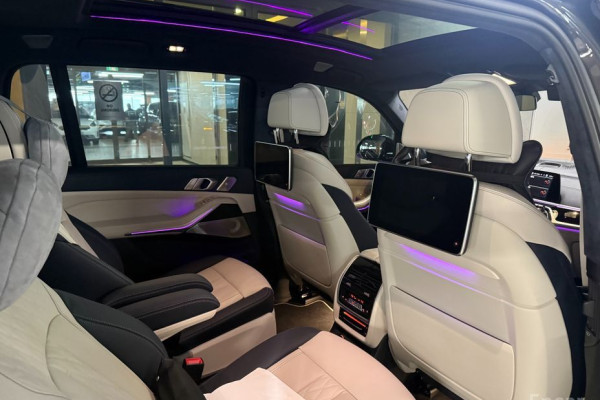 2022 BMW X7 с пробегом 23 616 км