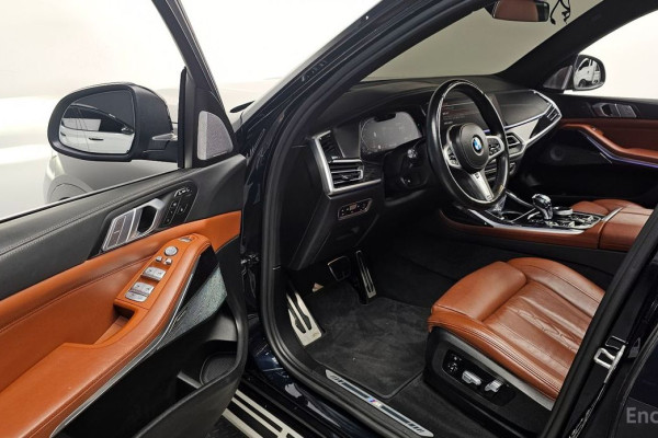 2022 BMW X7 с пробегом 109 377 км