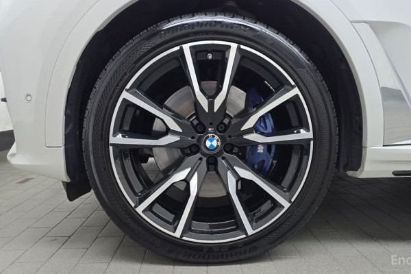 2022 BMW X7 с пробегом 71 678 км