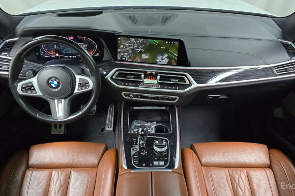 2022 BMW X7 с пробегом 71 678 км