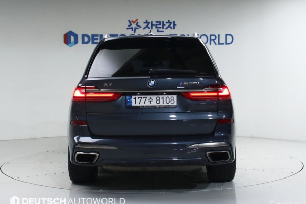 2022 BMW X7 с пробегом 97 929 км