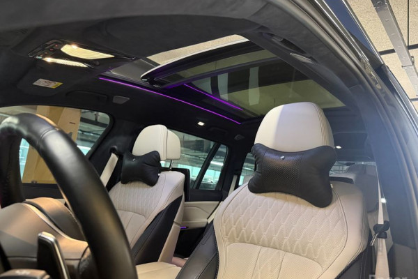 2022 BMW X7 с пробегом 23 616 км