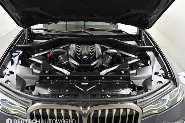 2022 BMW X7 с пробегом 97 929 км