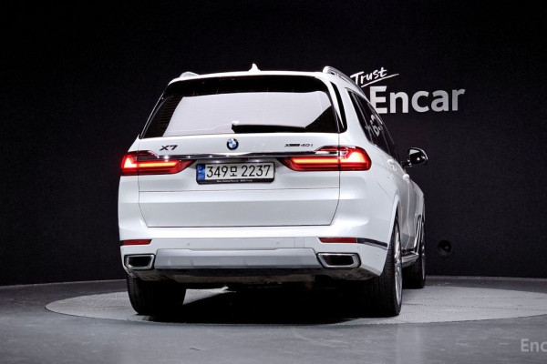 2022 BMW X7 с пробегом 113 857 км