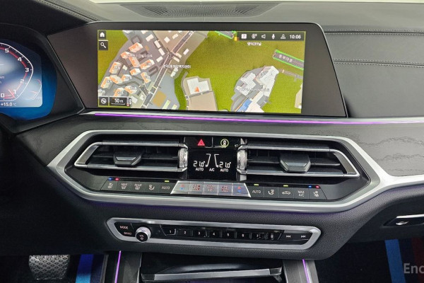 2022 BMW X7 с пробегом 23 573 км