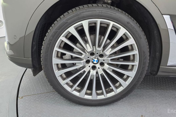2022 BMW X7 с пробегом 58 796 км