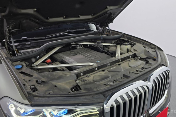 2022 BMW X7 с пробегом 58 796 км