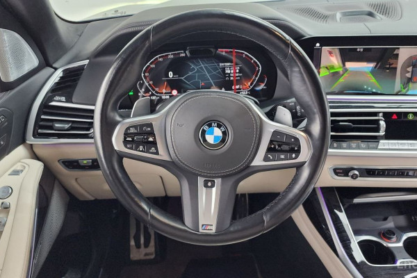 2022 BMW X7 с пробегом 72 361 км