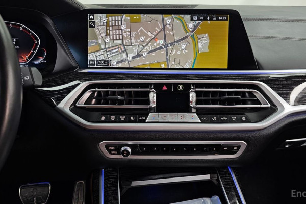 2022 BMW X7 с пробегом 63 032 км