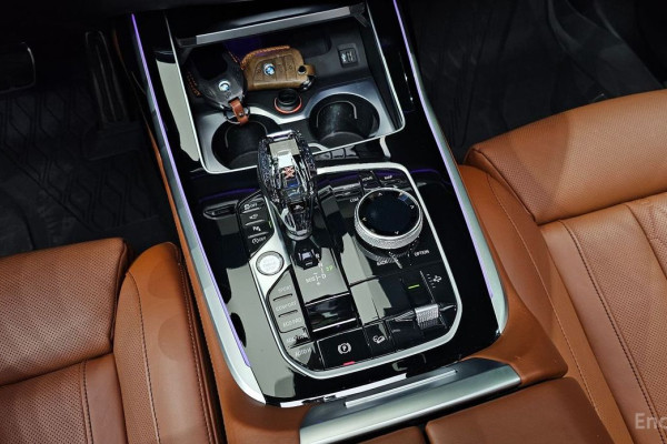 2022 BMW X7 с пробегом 32 640 км