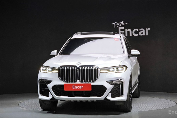 2022 BMW X7 с пробегом 76 069 км