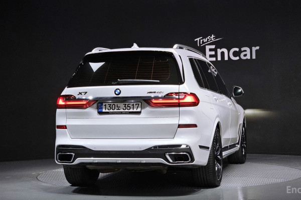 2022 BMW X7 с пробегом 76 069 км