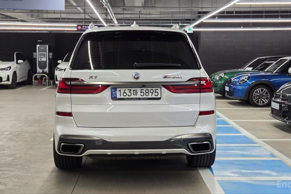 2022 BMW X7 с пробегом 44 400 км