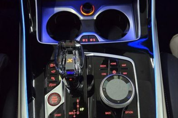 2022 BMW X7 с пробегом 44 400 км