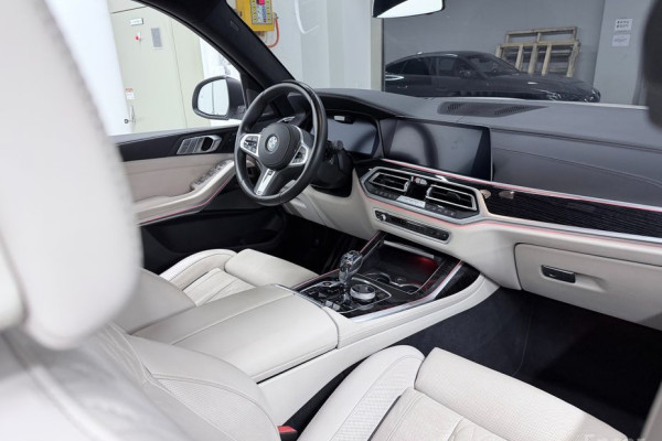 2022 BMW X7 с пробегом 101 083 км