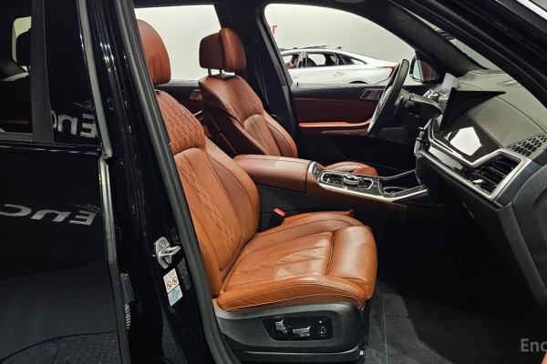 2022 BMW X7 с пробегом 46 755 км