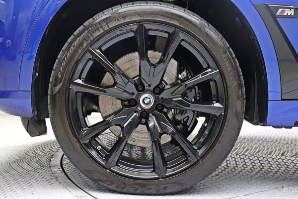 2022 BMW X7 с пробегом 36 858 км