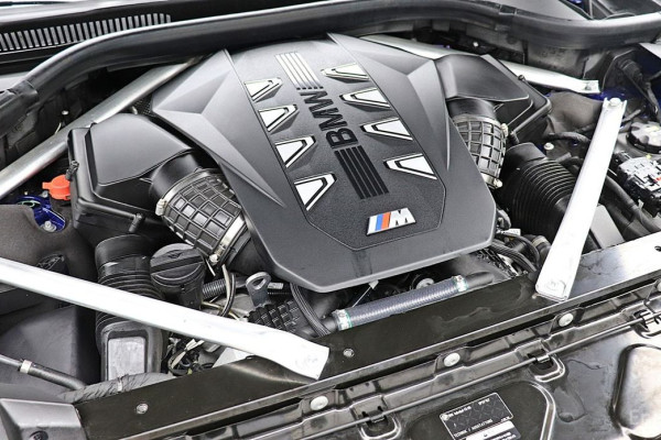 2022 BMW X7 с пробегом 36 858 км