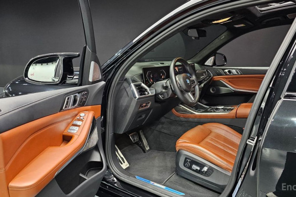 2022 BMW X7 с пробегом 46 755 км