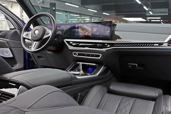 2022 BMW X7 с пробегом 36 858 км