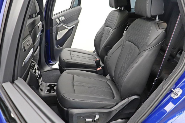 2022 BMW X7 с пробегом 36 858 км