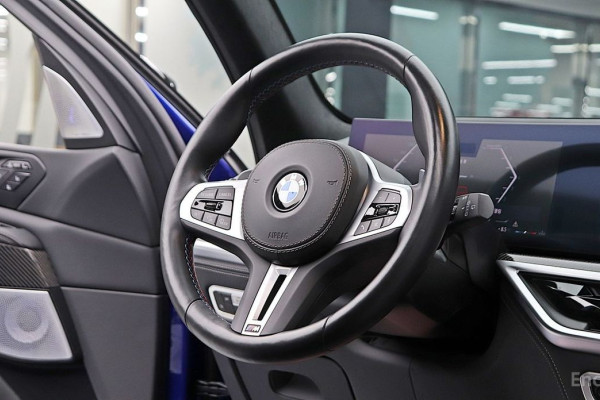 2022 BMW X7 с пробегом 36 858 км