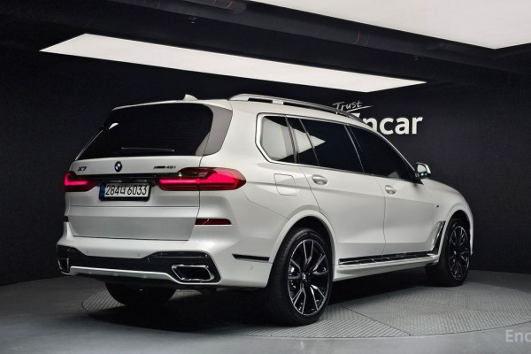 2022 BMW X7 с пробегом 43 664 км