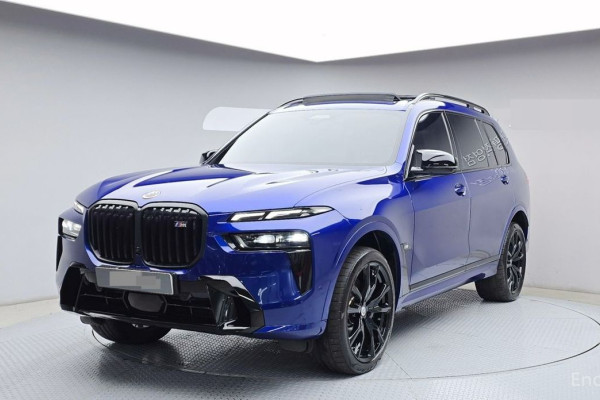 2022 BMW X7 с пробегом 36 858 км