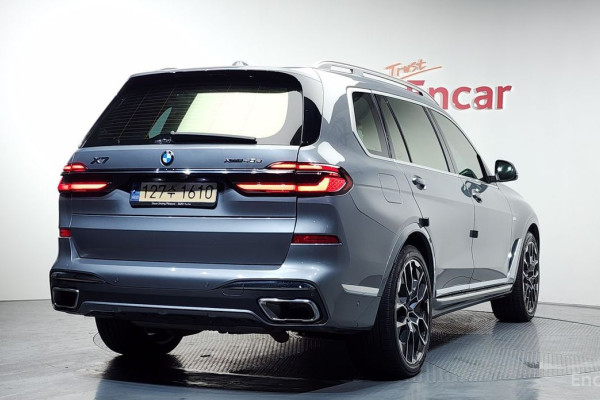 2022 BMW X7 с пробегом 64 132 км