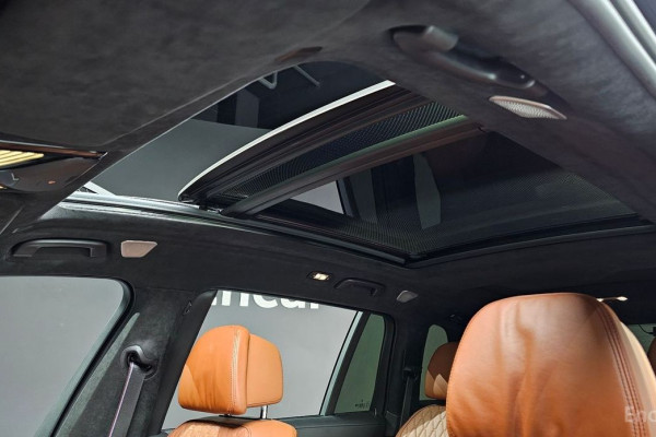 2022 BMW X7 с пробегом 46 755 км