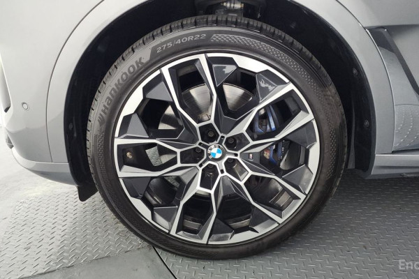 2022 BMW X7 с пробегом 64 132 км