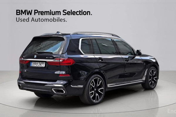 2022 BMW X7 с пробегом 32 428 км