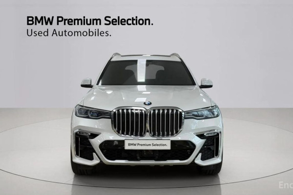 2022 BMW X7 с пробегом 31 086 км