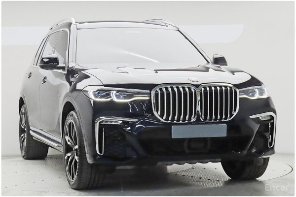 2022 BMW X7 с пробегом 35 484 км
