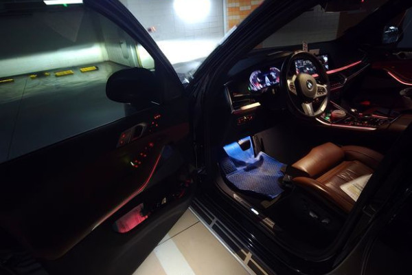 2022 BMW X7 с пробегом 44 500 км