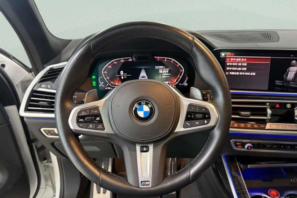 2022 BMW X7 с пробегом 31 086 км